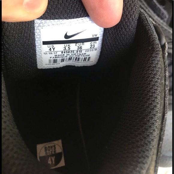 Nike kids Skateboard shoes - Picture 6 of 8